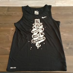 Nike run tank top athletic fit